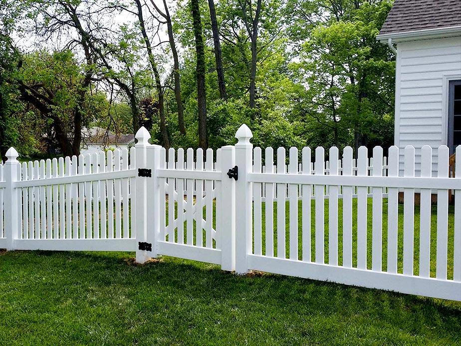 Decorative Fence Example in Bellbrook Ohio
